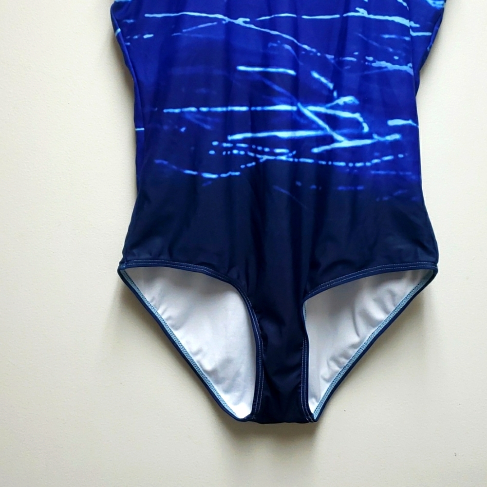 Womens Swimsuit (L) - Picture 5 of 9